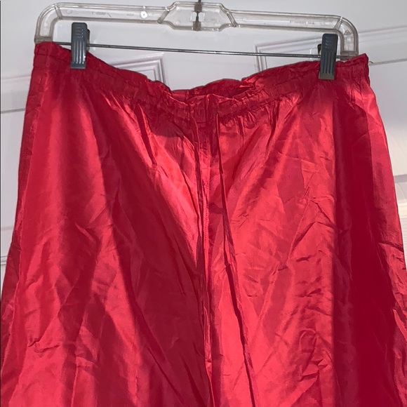 🔴 4/$20 Bundle: BCBG Hot Pink Pants - Picture 2 of 6